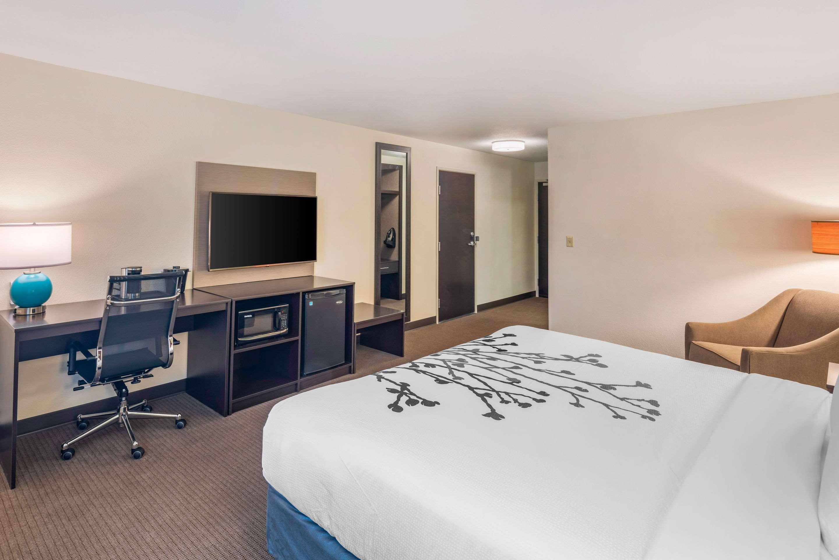 Sleep Inn Spokane Airport Exterior photo