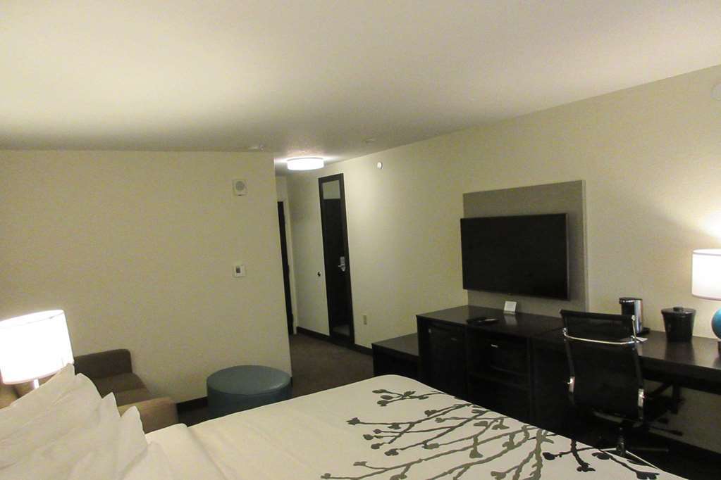 Sleep Inn Spokane Airport Room photo
