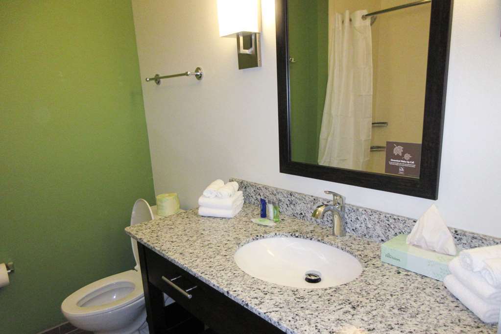 Sleep Inn Spokane Airport Room photo